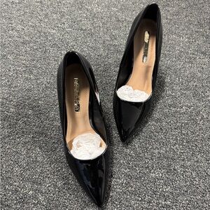 Elegant Black Patent Leather Women's Heels